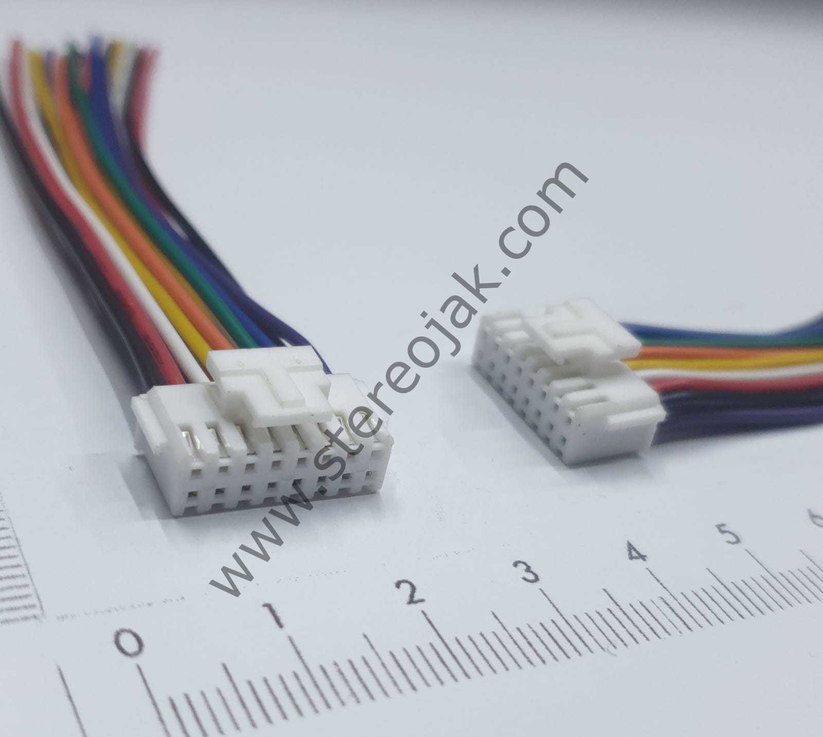 ROADSTAR   RD8410      16 LI   ( 8+ 8 )  RCA  DEK SOKET               RCA AMFİ BAĞLANTI BEYAZ SOKET      ( MUADİL   ÜRÜN  )