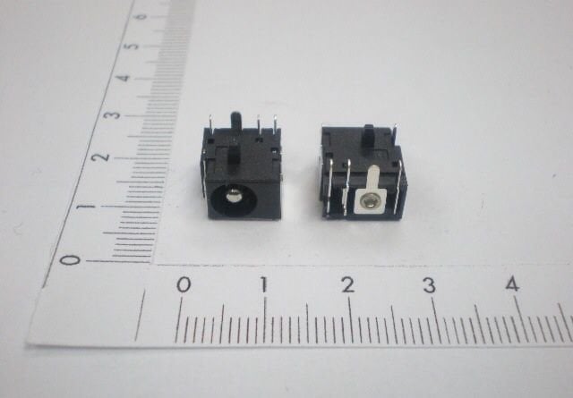 NTS-4.   Acer Aspire 1350, Ferrari 3000, 3200, 3400, 4000, Travelmate 3200, 4400, 4500 DC Power Jack   5.5x2.5mm pin