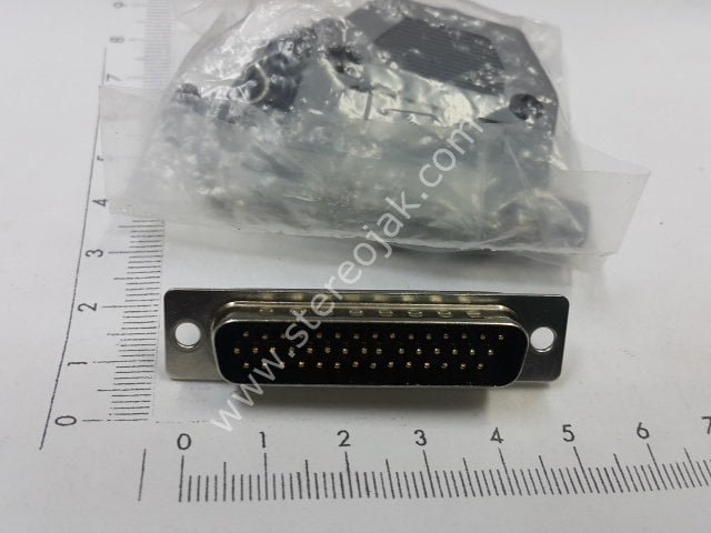 Dsub 45 pin erkek konnektör  ve kapak