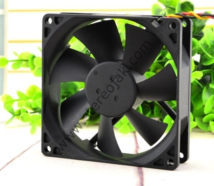 92X92X25MM   DC24V 035 AMPER   3 KABLO FAN