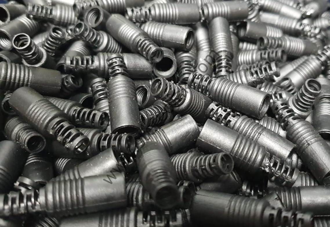 Adaptör jakları için plastik kasa ( 1.Sınıf Ham Madde Bükülünce Kırılmaz )