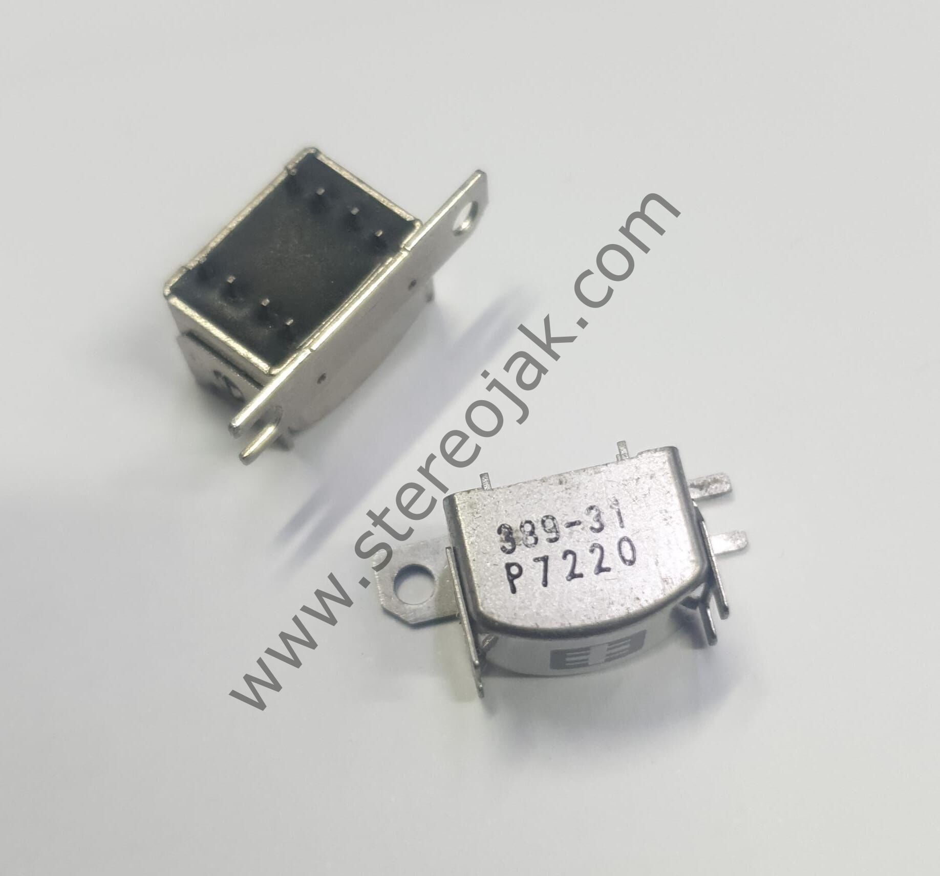 KISA ŞASE  AUTOREVERS  TEYP KRİSTALİ   ( SONY  KISA ŞASE AUTOREVERSE    TEYP KRİSTALİ  )  (   VINTAGE CFS-710L  )