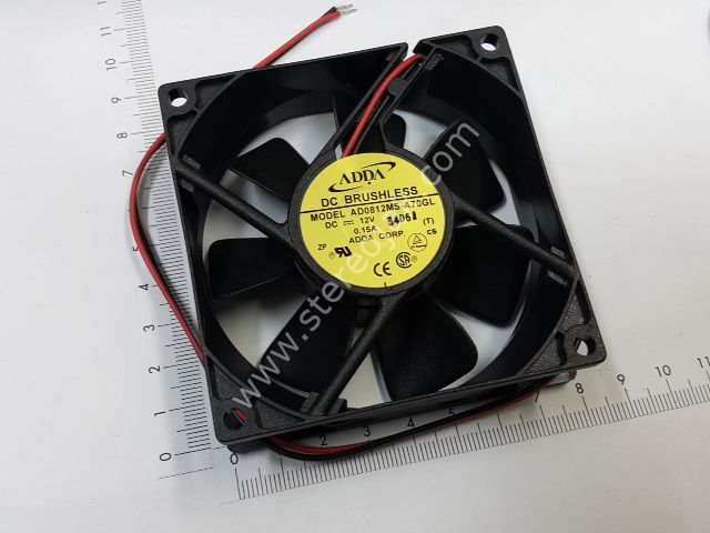 ADDA 8X8X 2.5CM  DC12V 0.15 AMPER dc brushless  af0812ms a70gl