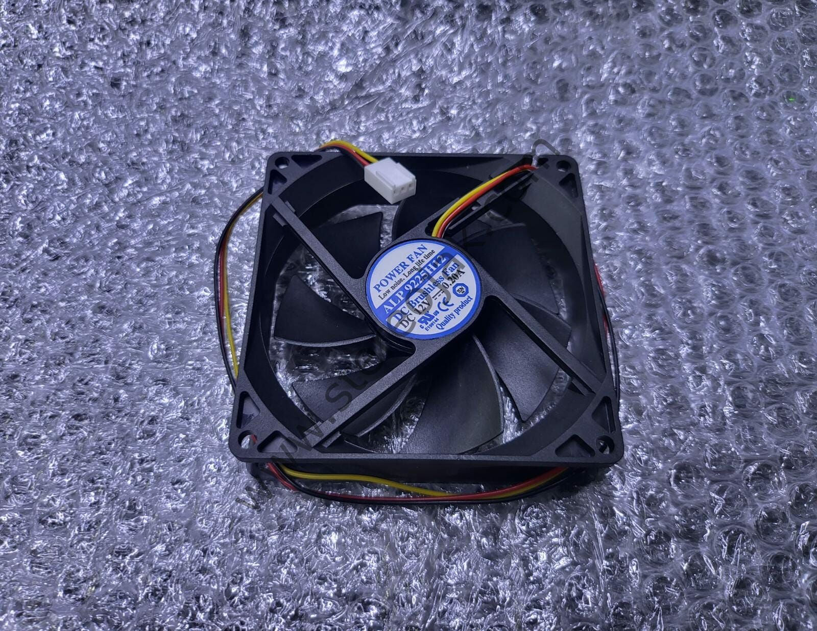90x90x25 , 12V 0.20A  , 3 KABLO DC FAN , KALİTELİ
