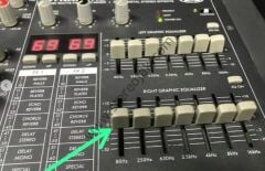 DYNACORD  POWERMATE 1000  EQUALIZER  POTANS