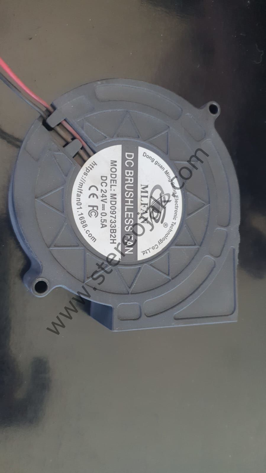 MLFAN DC BRUSHLESS FAN MD09733B2H    24V 0.50A