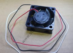NMB 04015SS-24N-AT   40x40x15mm 24VDC 0.08A 3 Kablolu Fan(1606KL-01W-B30- X00 1606KL-01W-B40- X00 1606KL-01W-B50- X00 1606KL-04W-B30- X00 1606KL-04W-B40- X00 1606KL-04W-B50- X00 1606KL-05W-B30- X00 1606KL-05W-B40- X00 1606KL-05W-B50- X00 )