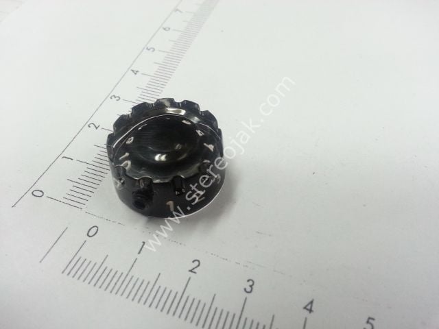 DME-43 YANDAN VİDALI DÜĞME 23mm 50 ADET