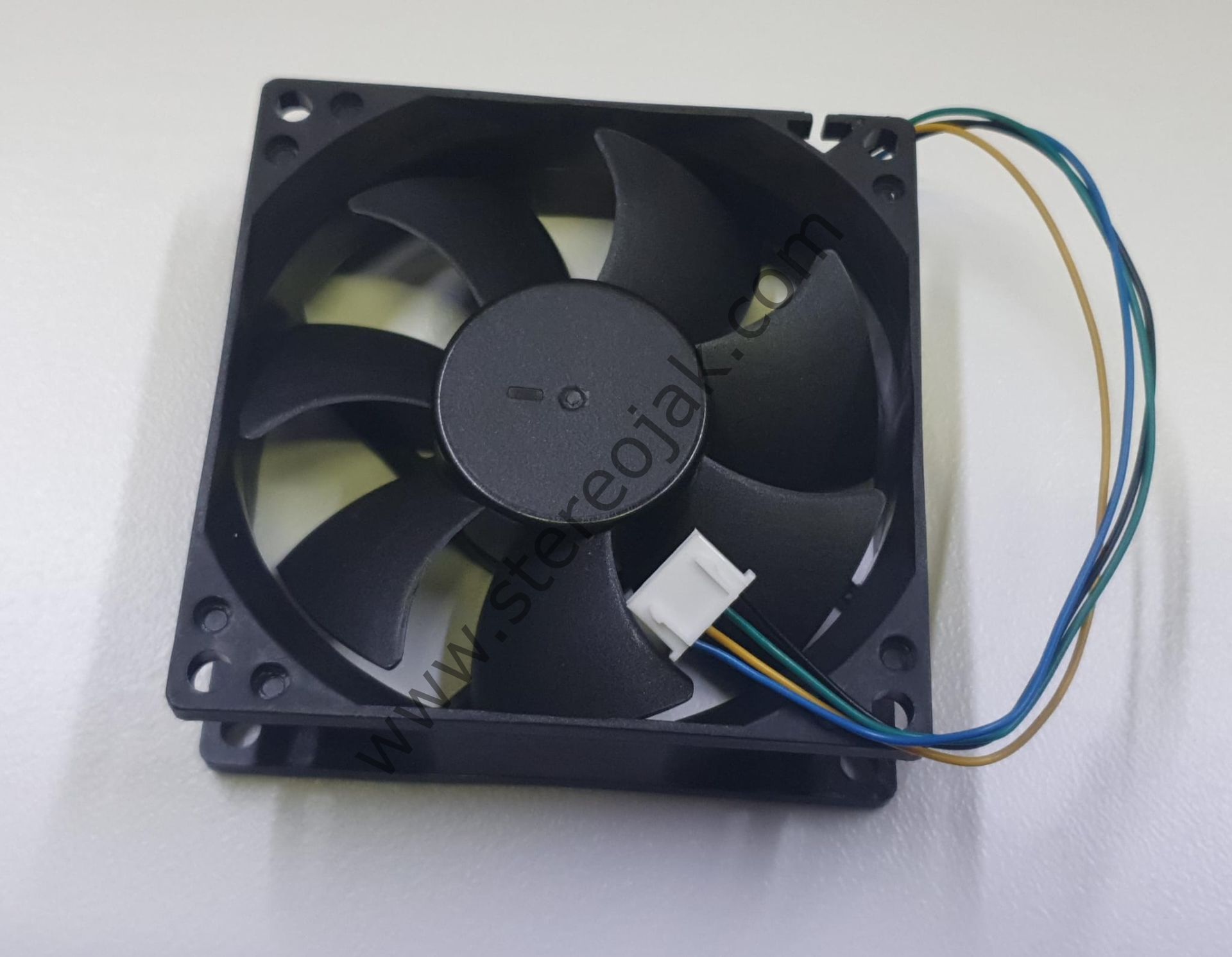 DA08025B12UH    DC 12V  0,50 A    4 KABLO