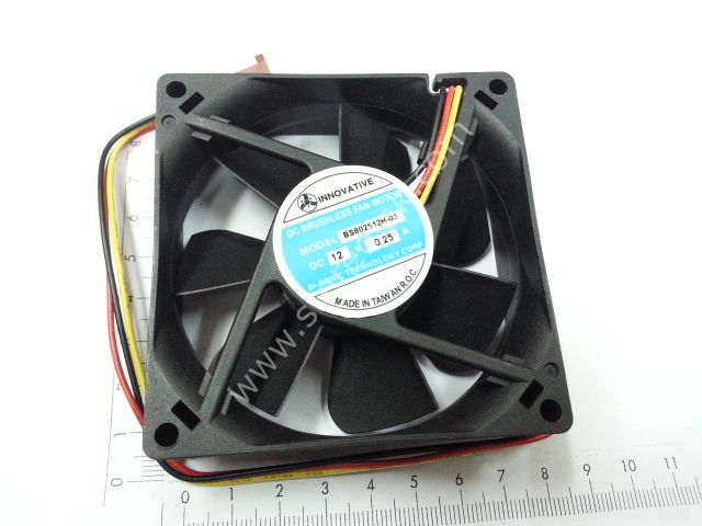 8x8x2.5cm 12volt 0.25 amper