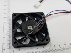 6x6x1.5cm  fan   5 volt      D06R-05TM NİDEC BETA UYUMLU