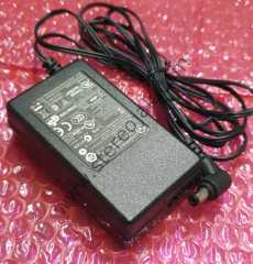 LEİ LEADER ELECTRONİC  12 VOLT  1.25 AMPER   ADAPTÖR  JAK 5.5X2.1MM